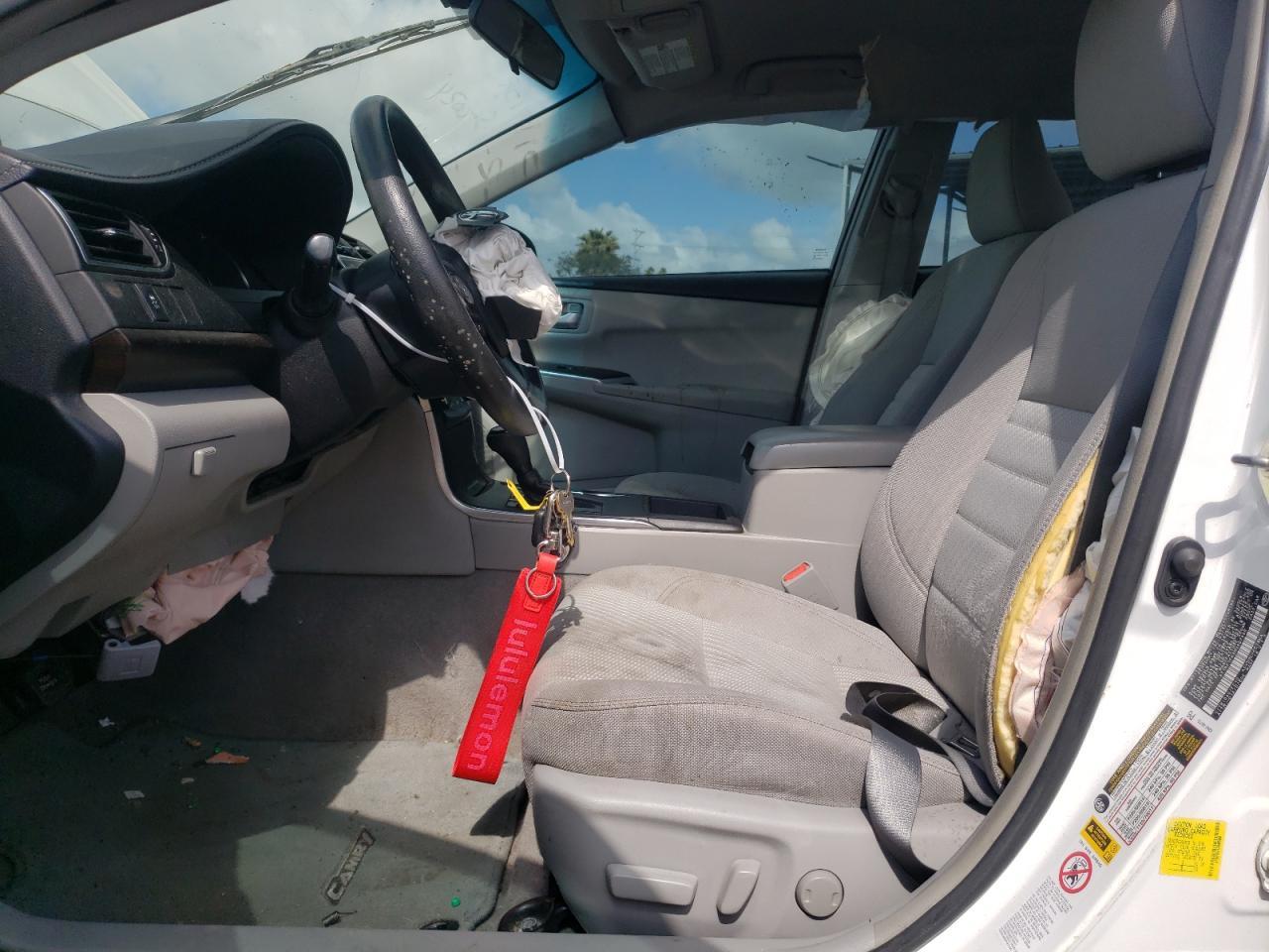 2017 TOYOTA CAMRY LE - Image 7