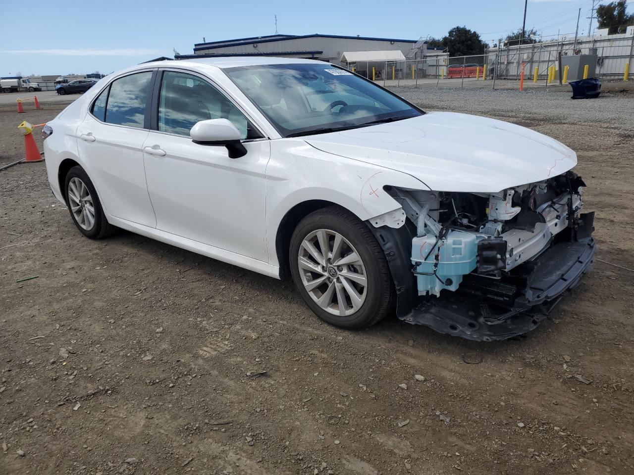 2023 TOYOTA CAMRY LE - Image 4