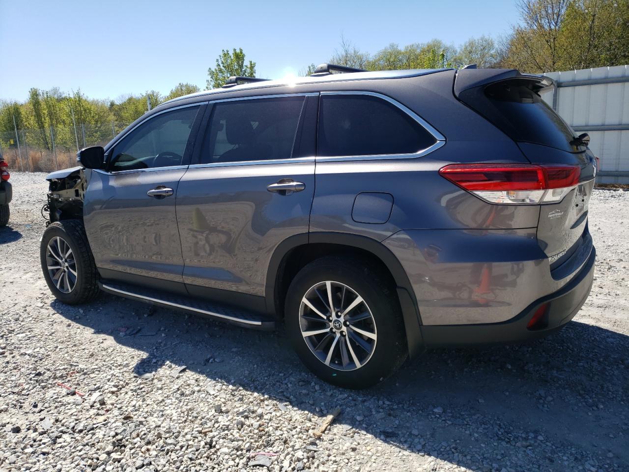 2019 TOYOTA HIGHLANDER - Фото 2
