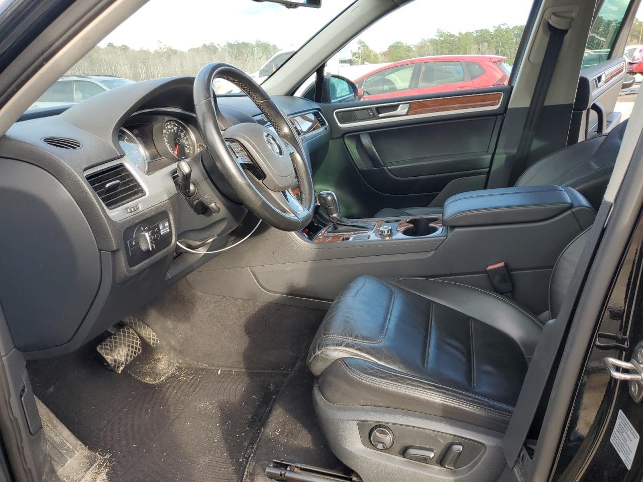 2012 VOLKSWAGEN TOUAREG V6 - Фото 7