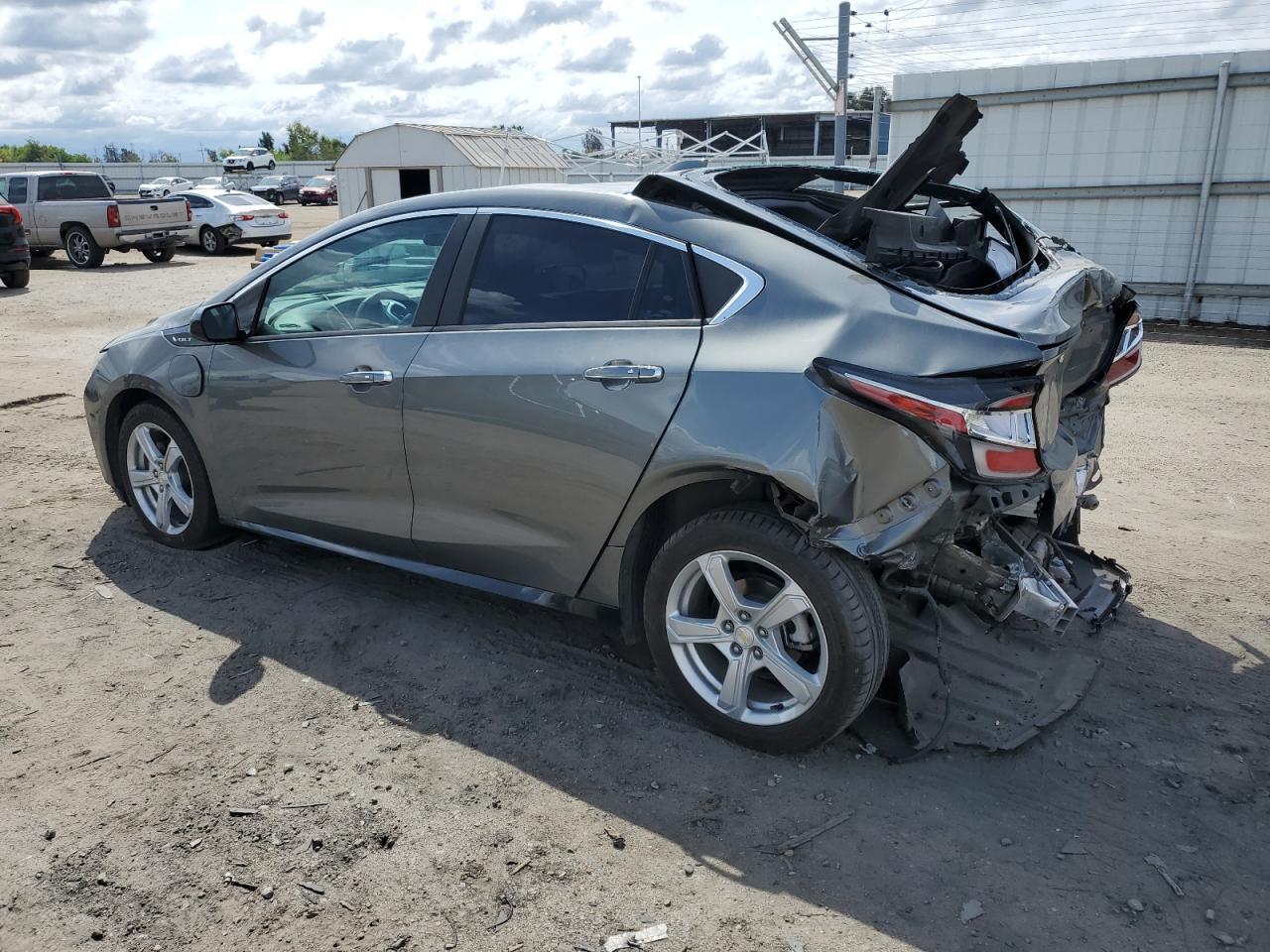 2017 CHEVROLET VOLT LT - Image 2