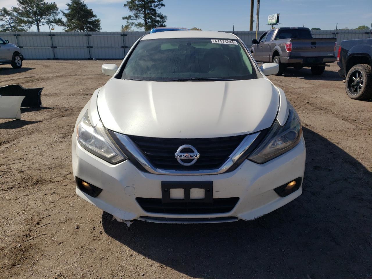 2017 NISSAN ALTIMA 2.5 - Image 5
