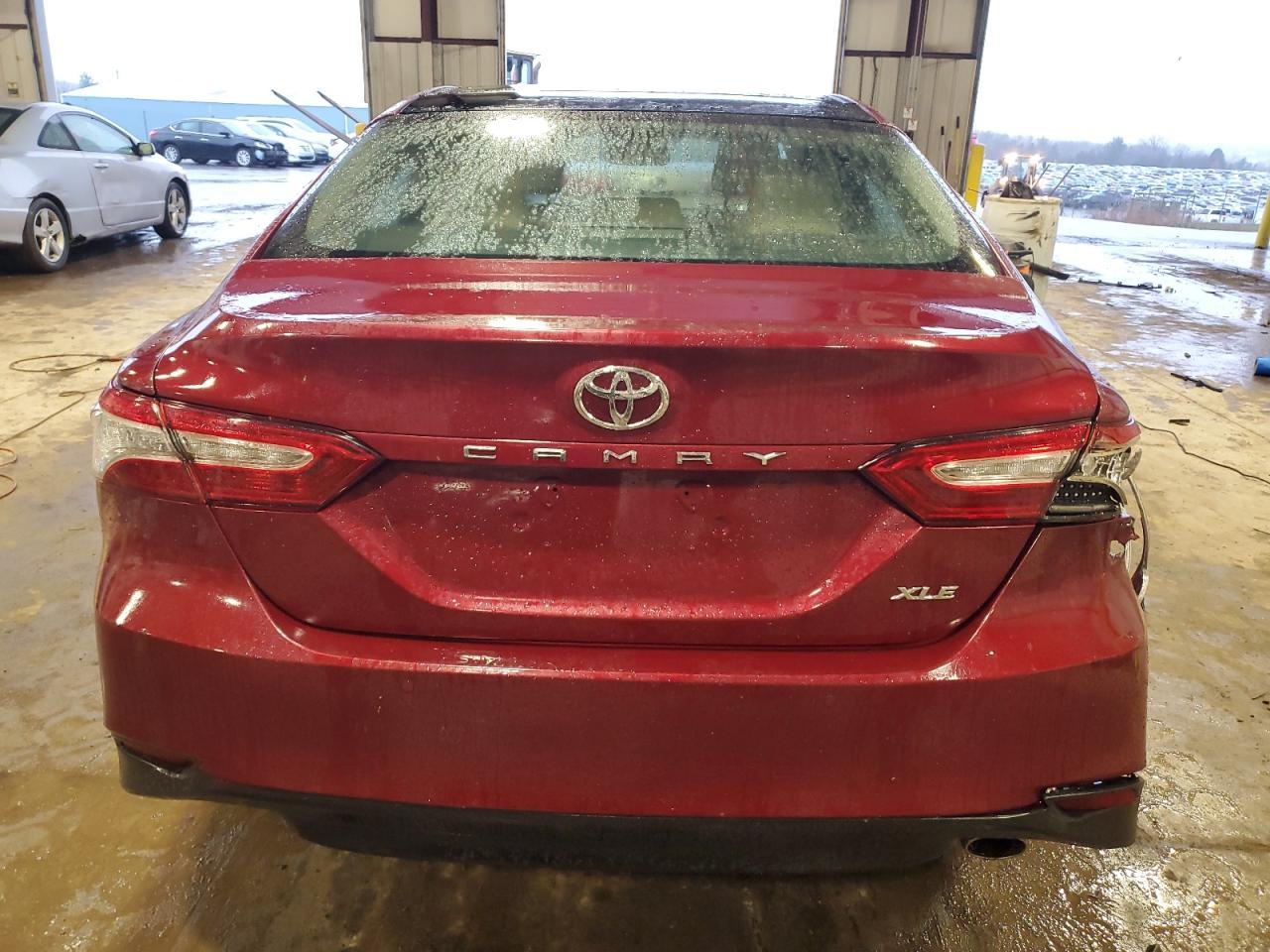 2018 TOYOTA CAMRY L - Фото 6