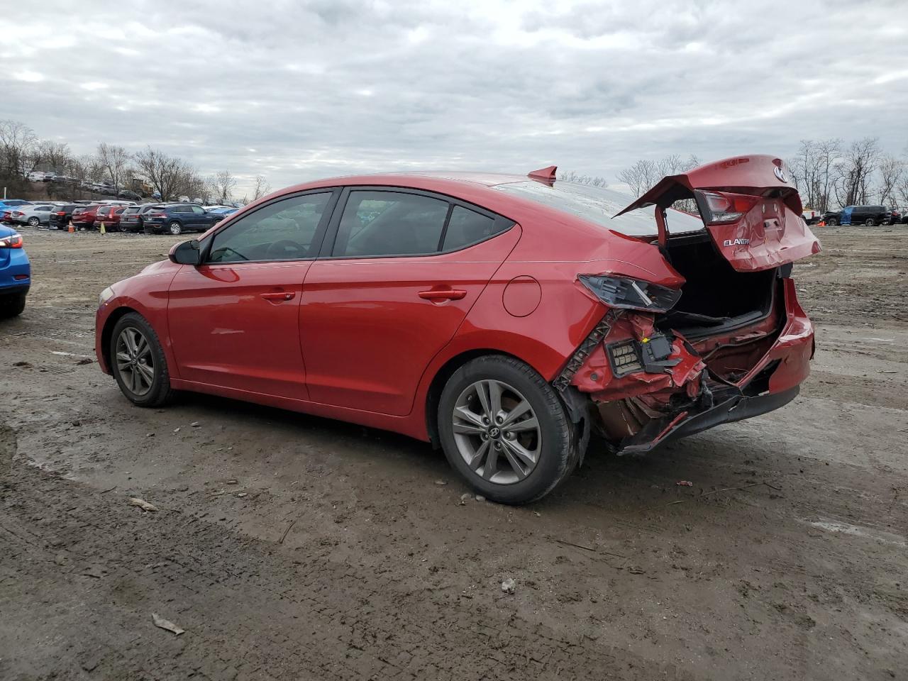 2018 HYUNDAI ELANTRA SE - Image 2