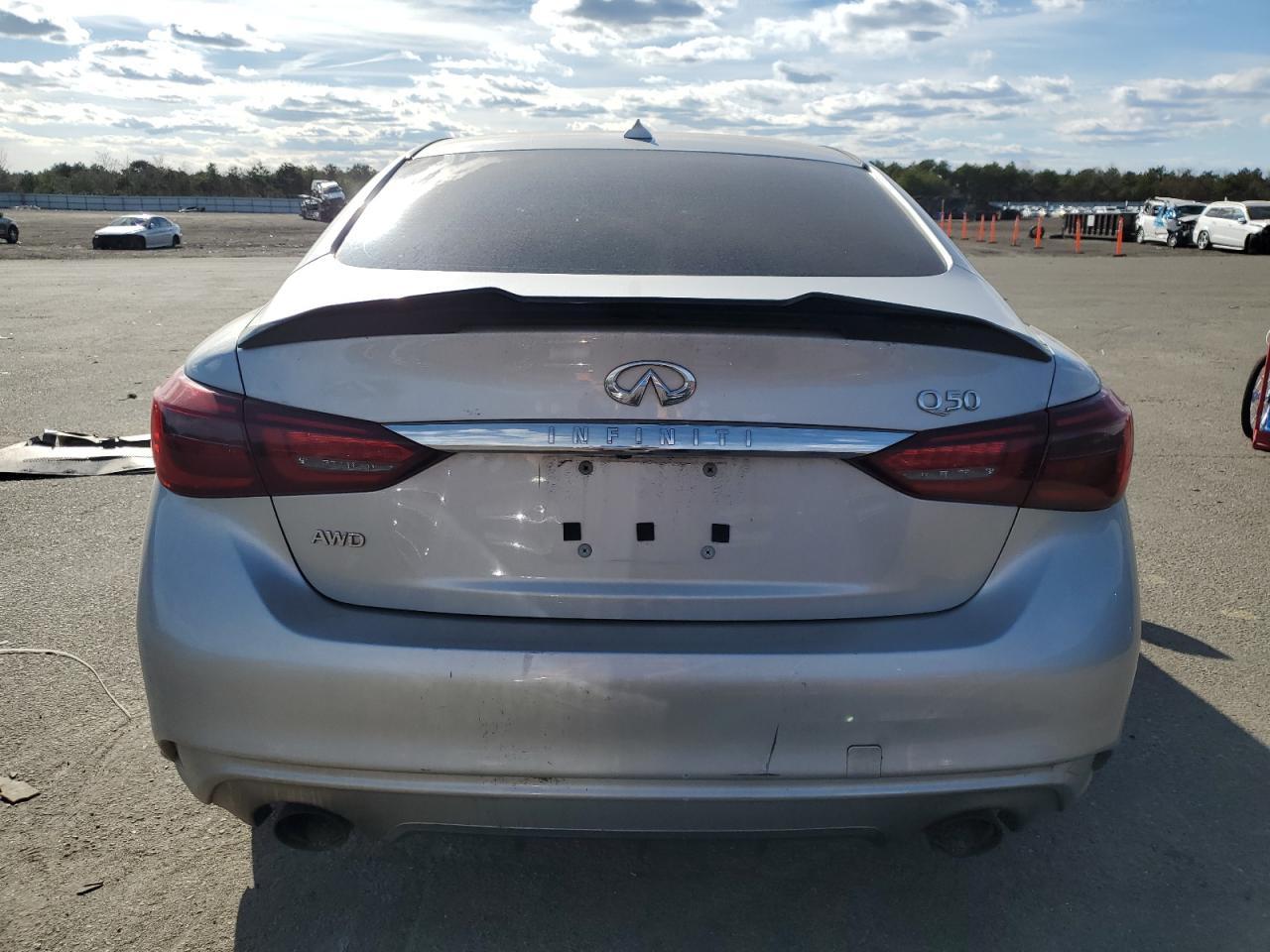 2018 INFINITI Q50 LUXE - Фото 6