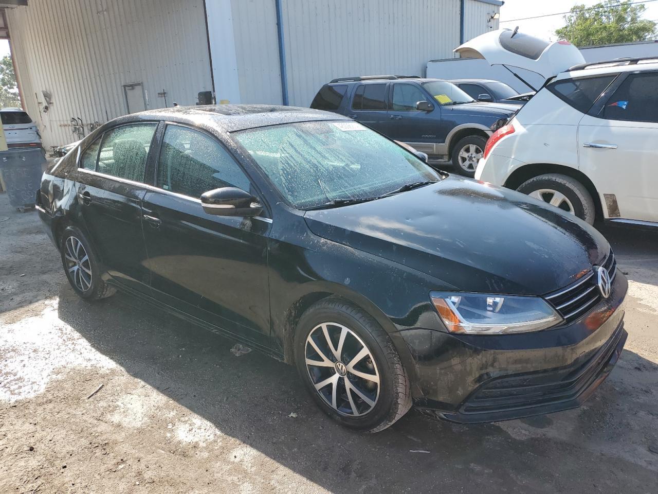 2017 VOLKSWAGEN JETTA SE - Фото 4