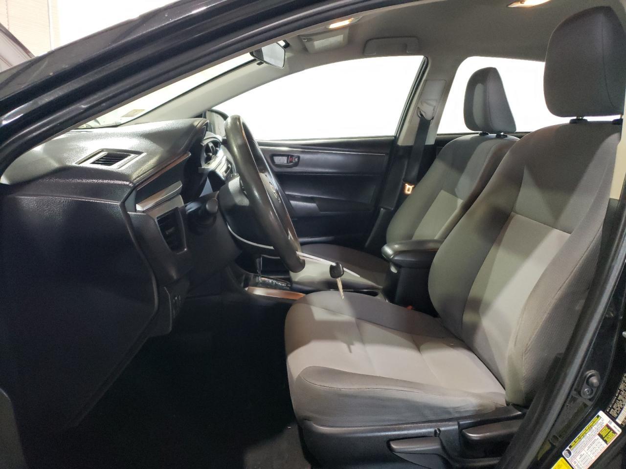 2015 TOYOTA COROLLA L - Image 7