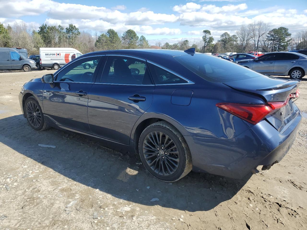 2019 TOYOTA AVALON XLE - Фото 2