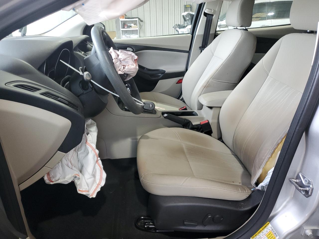 2016 FORD FOCUS SE - Фото 7