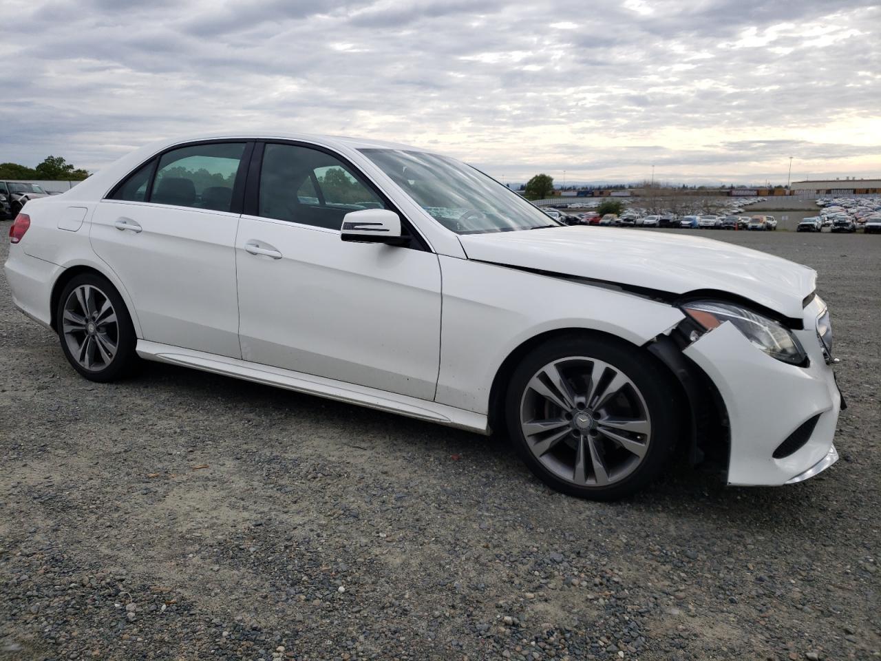 2014 MERCEDES-BENZ E 350 4MAT - Фото 4