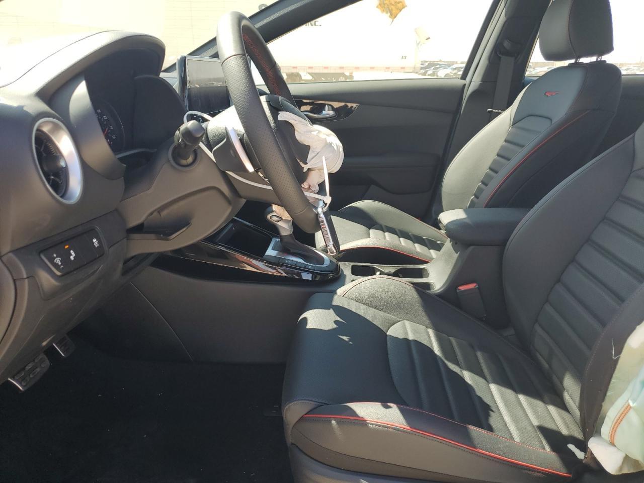 2024 KIA FORTE GT - Image 7