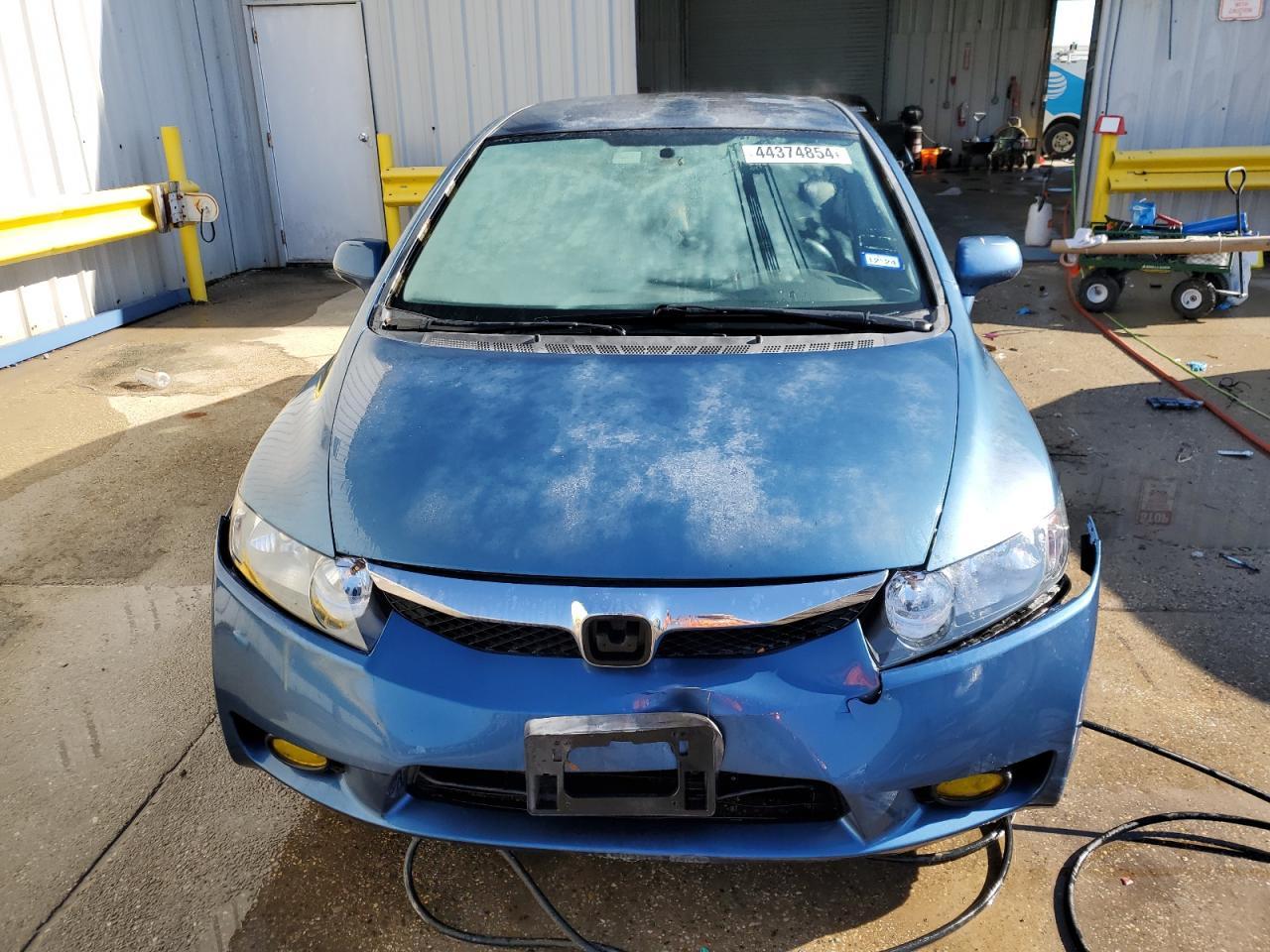 2011 HONDA CIVIC LX - Image 5
