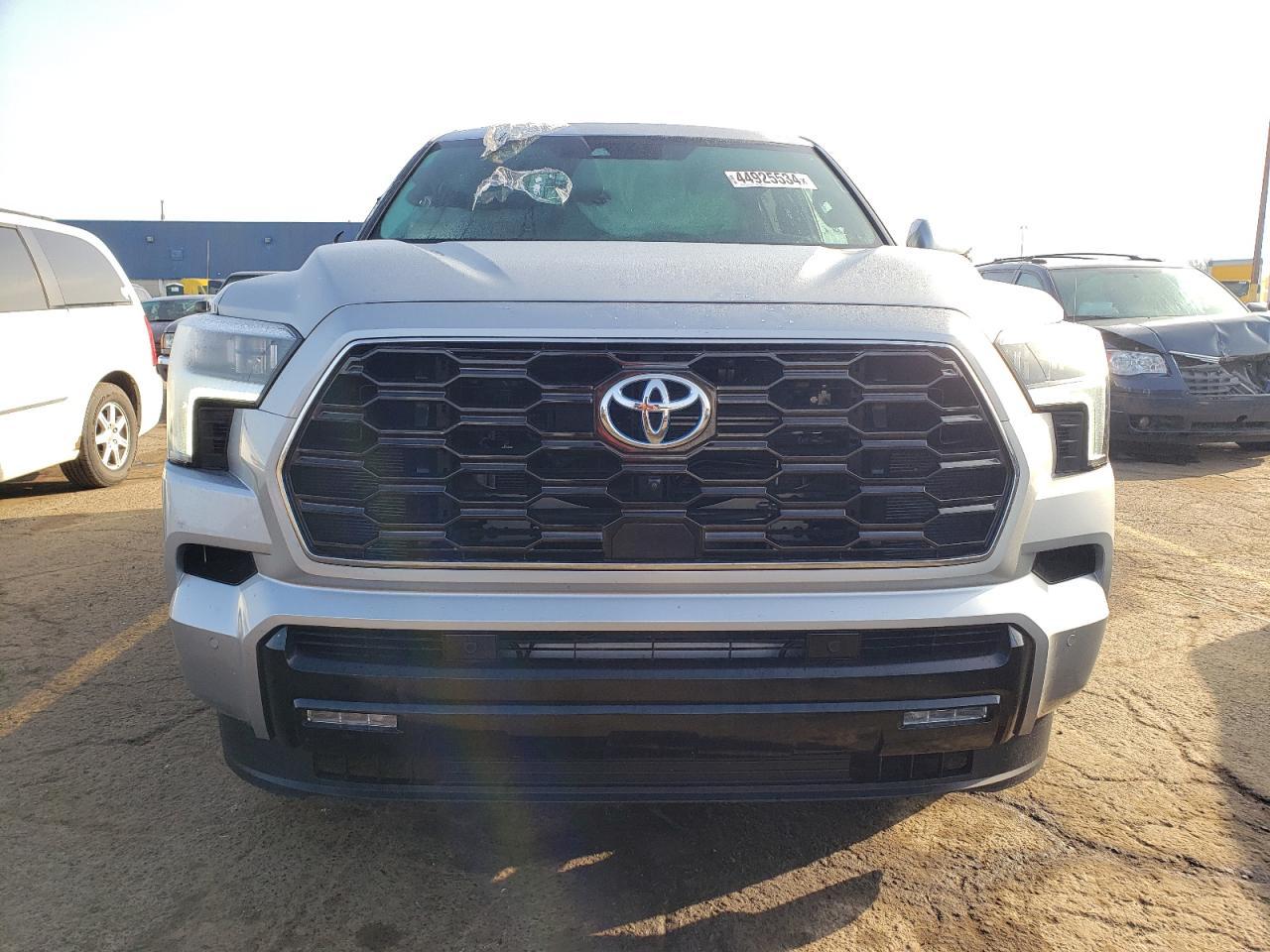 2023 TOYOTA SEQUOIA SR - Image 5