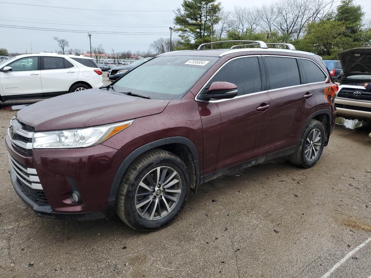 2019 TOYOTA HIGHLANDER car image