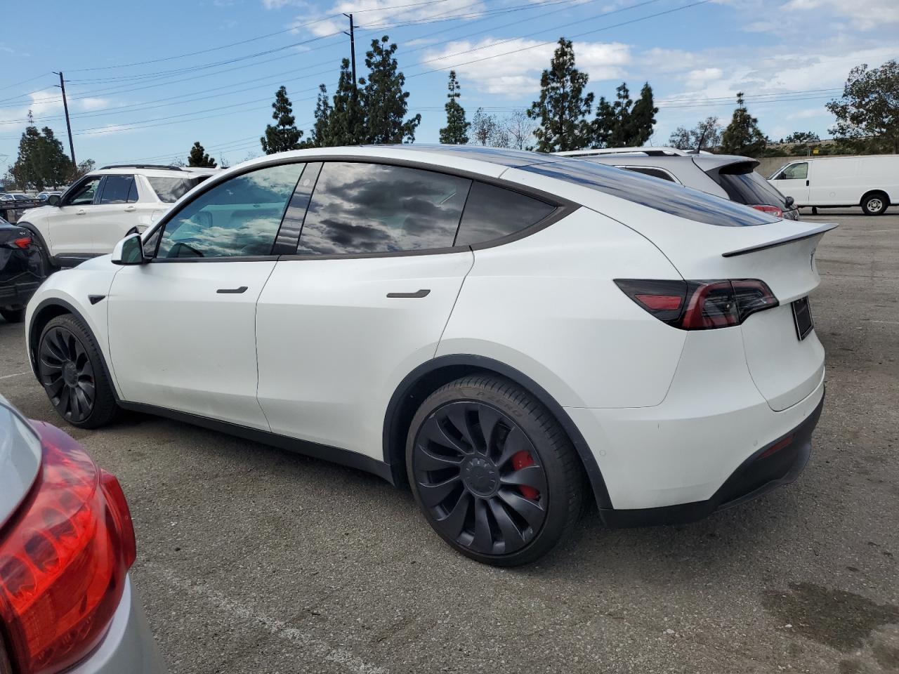 2022 TESLA MODEL Y - Image 2