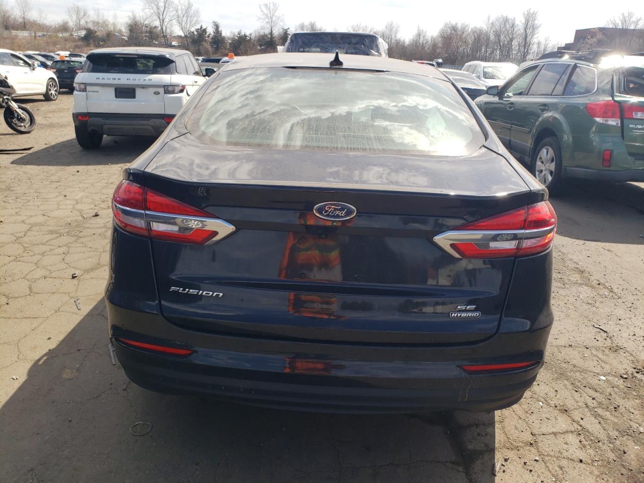 2020 FORD FUSION SE - Image 6