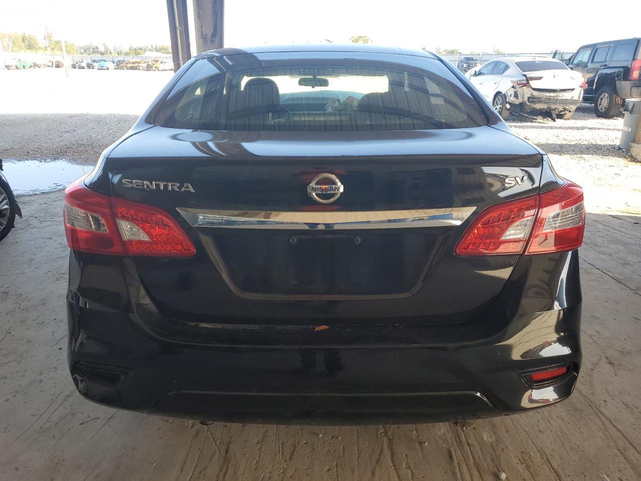 2017 NISSAN SENTRA S - Фото 6