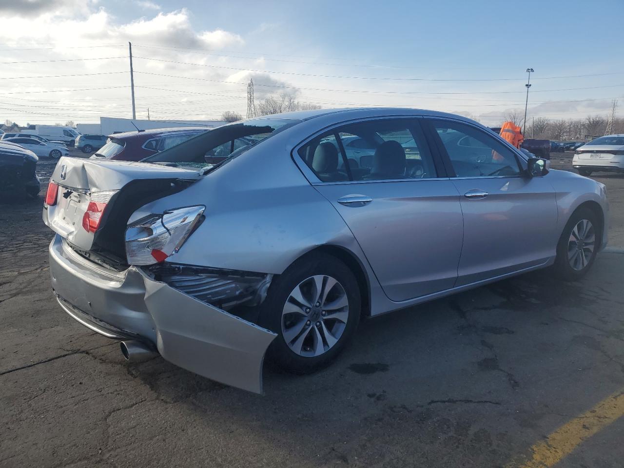 2014 HONDA ACCORD LX - Image 3