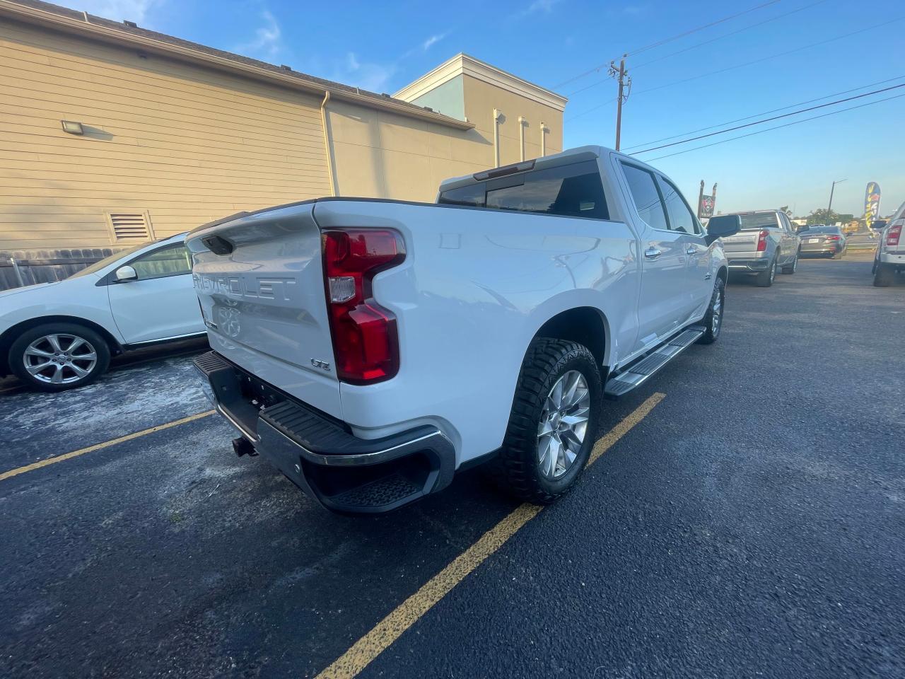 2020 CHEVROLET SILVERADO - Image 4