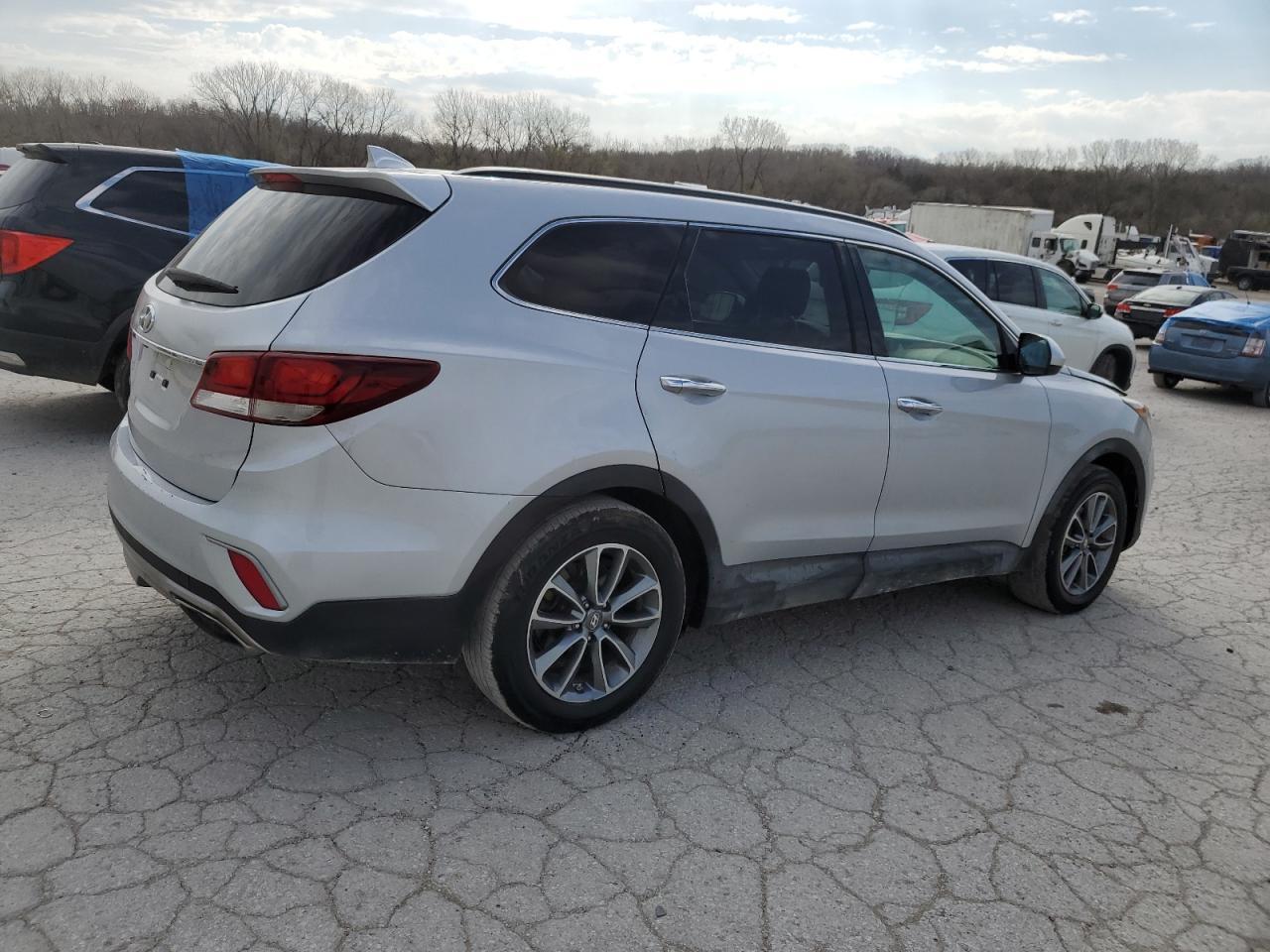 2017 HYUNDAI SANTA FE S - Фото 3
