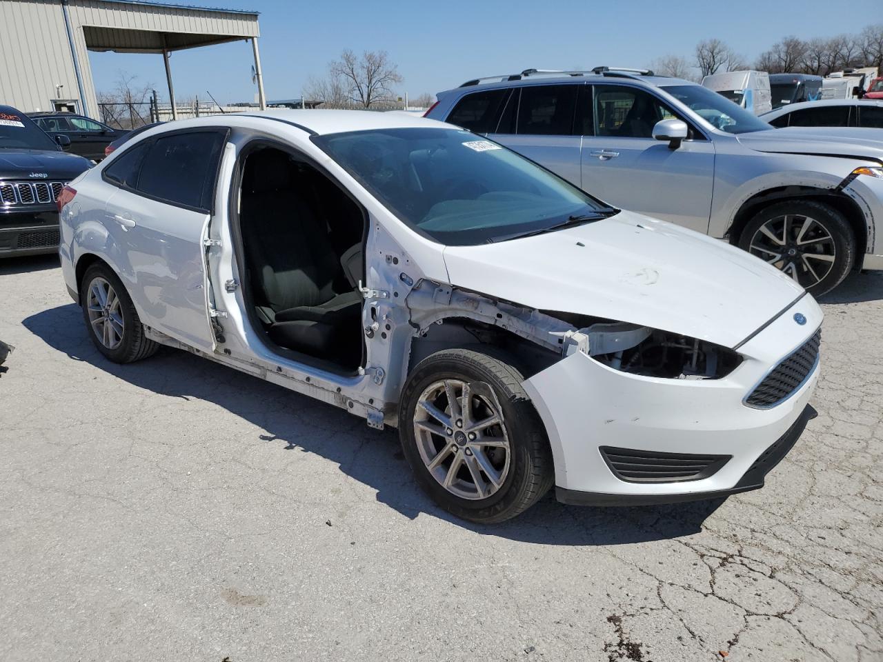 2016 FORD FOCUS SE - Image 4