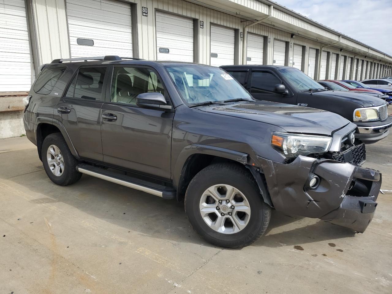 2020 TOYOTA 4RUNNER SR - Image 4