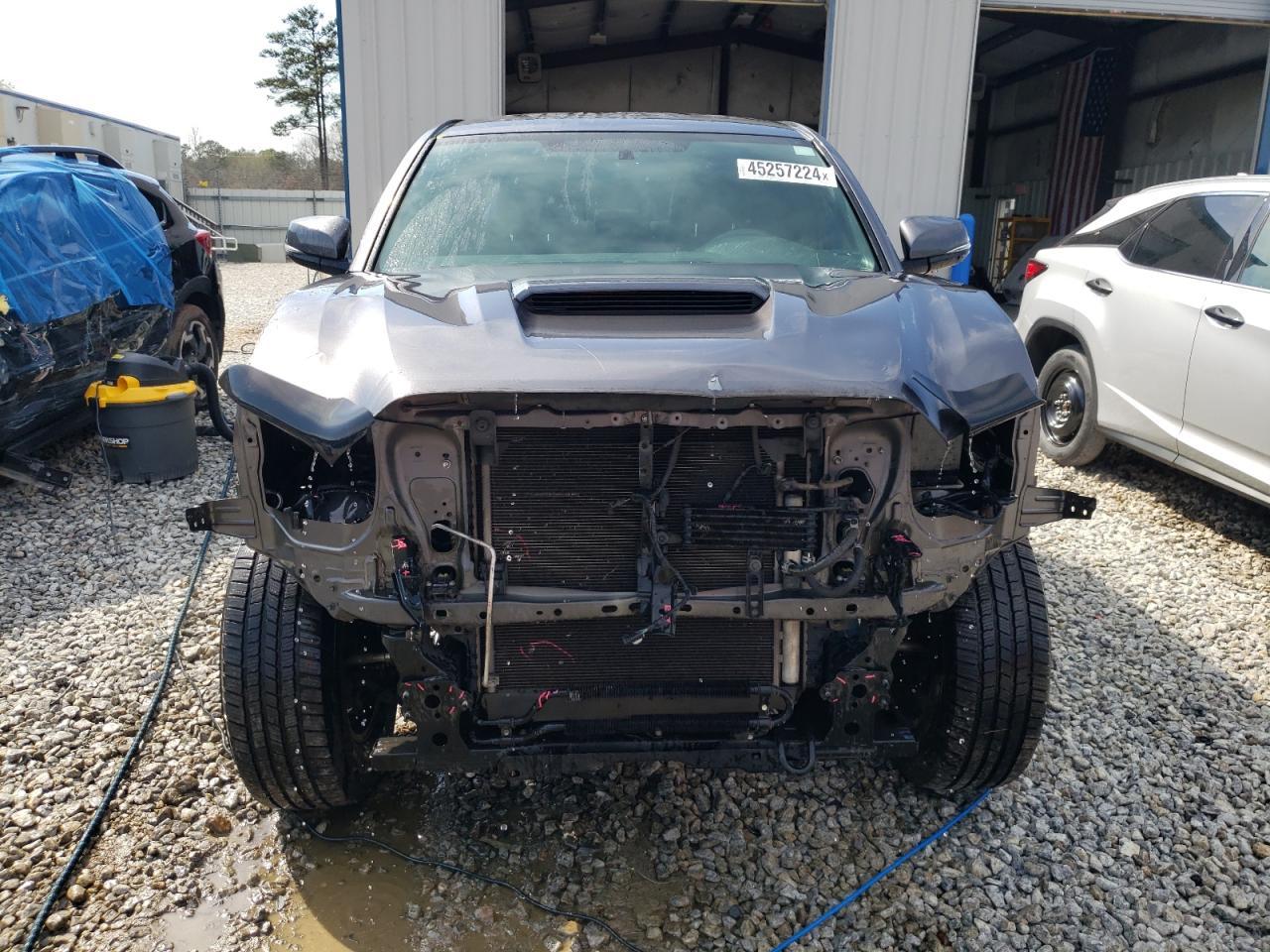 2017 TOYOTA TACOMA DOU - Фото 5