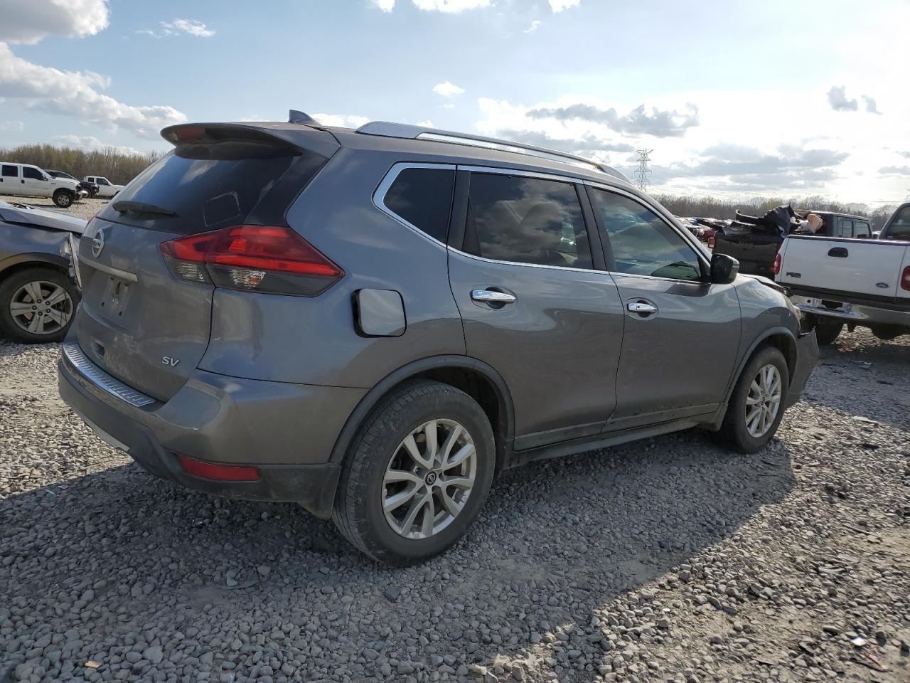 2017 NISSAN ROGUE S - Фото 3