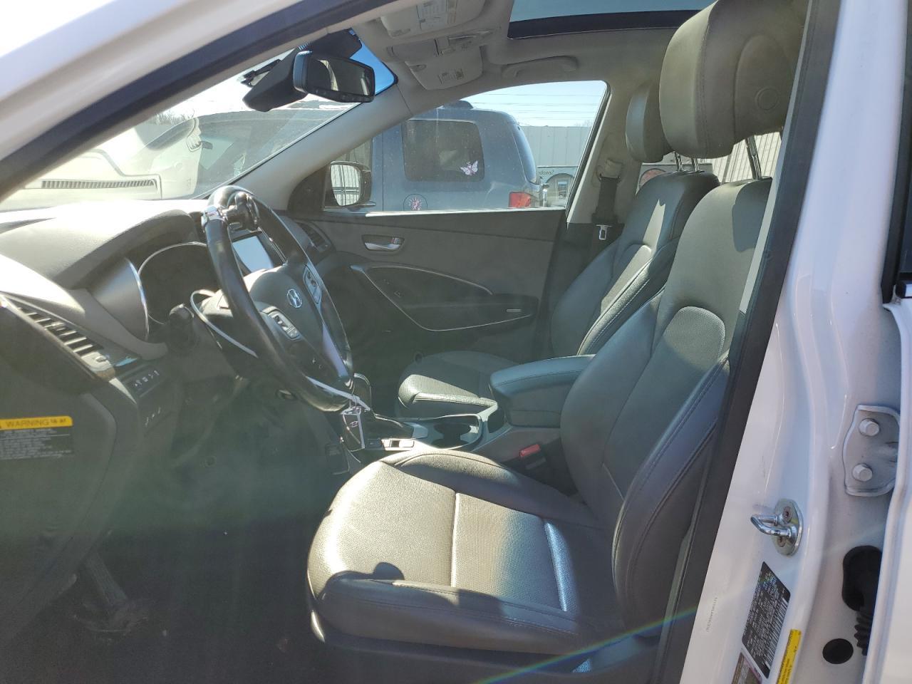 2017 HYUNDAI SANTA FE S - Image 7