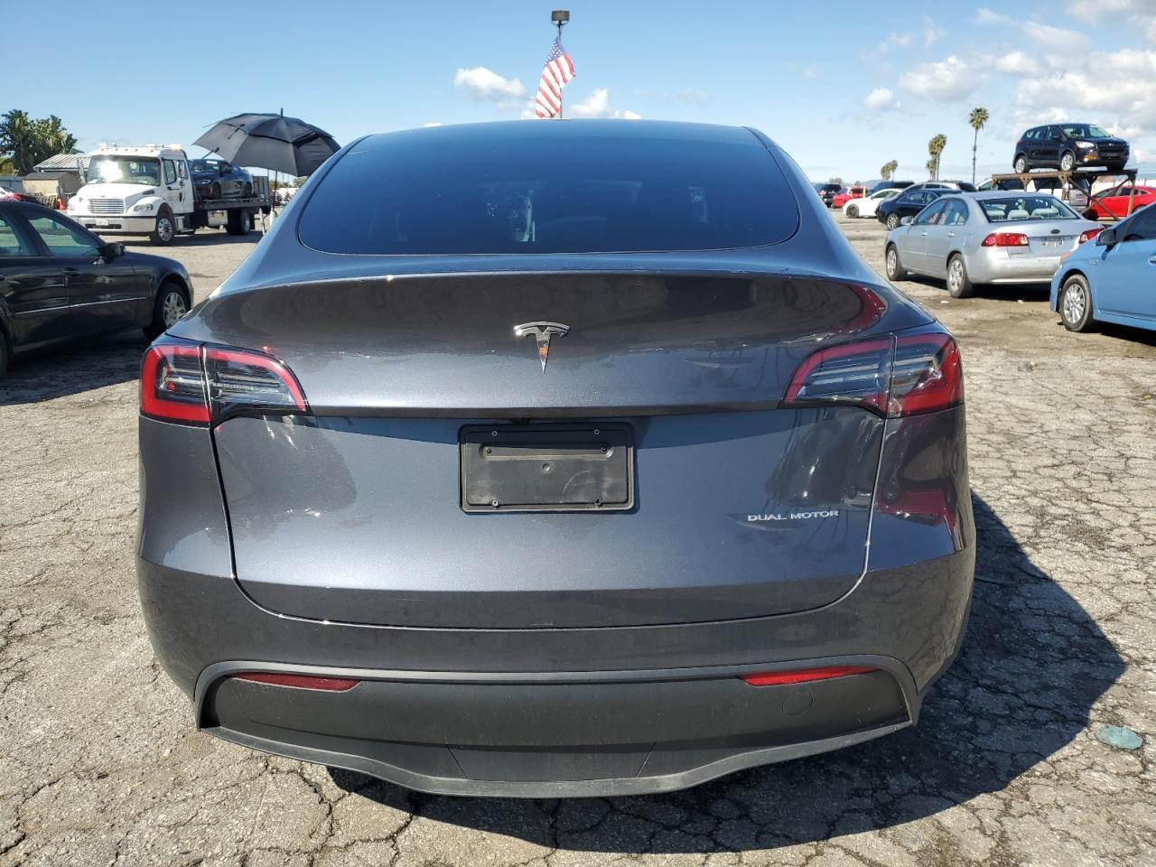 2023 TESLA MODEL Y - Фото 6