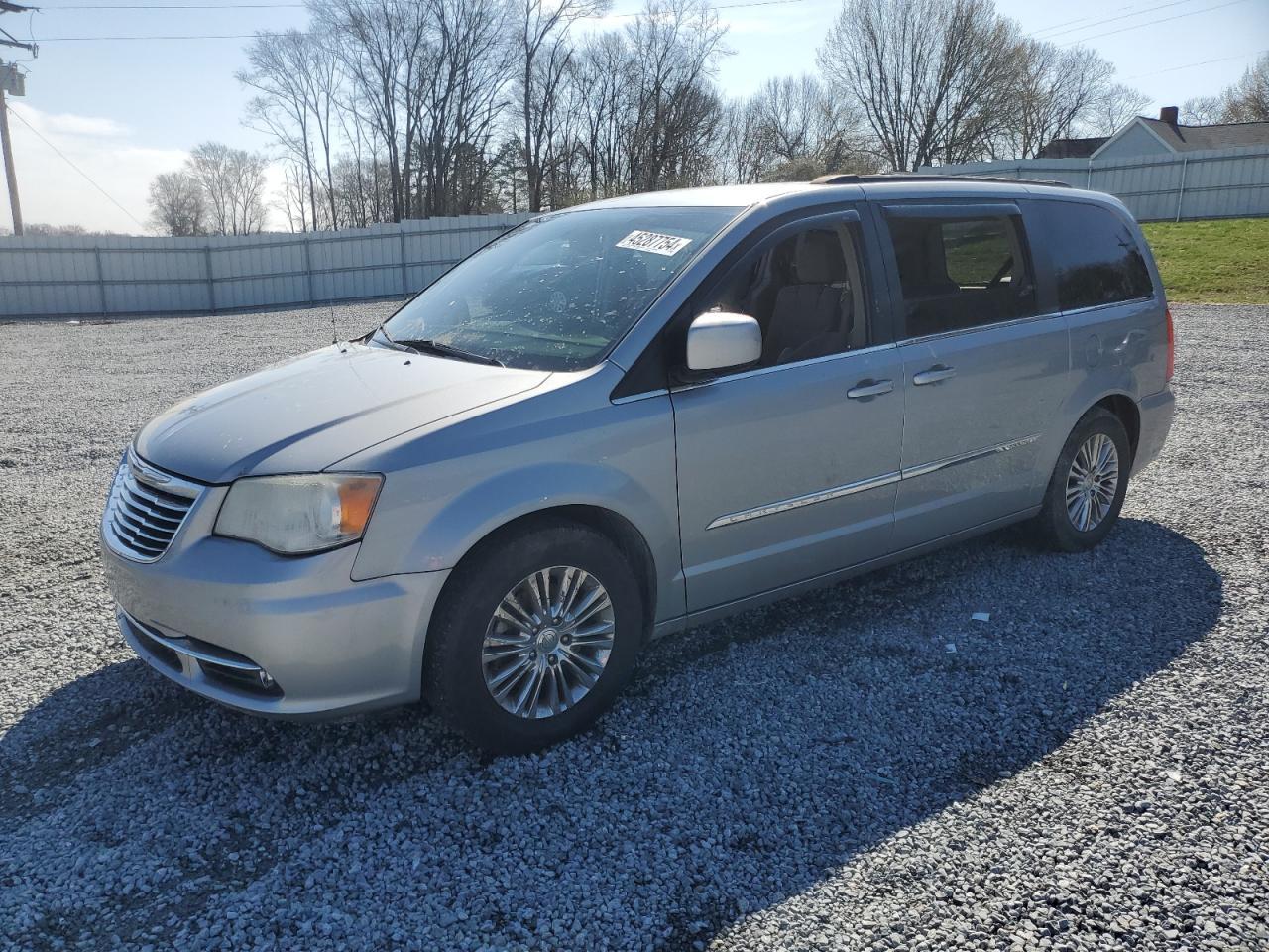 2014 CHRYSLER TOWN & COU