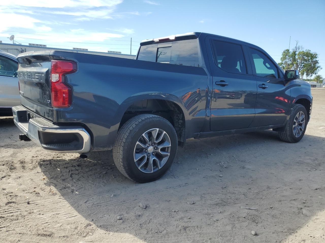 2021 CHEVROLET SILVERADO - Image 3