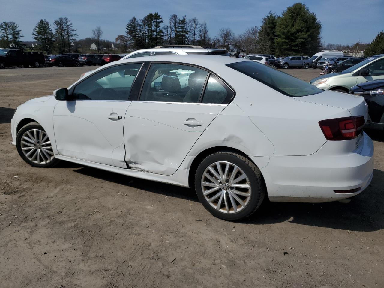 2016 VOLKSWAGEN JETTA SEL - Image 2
