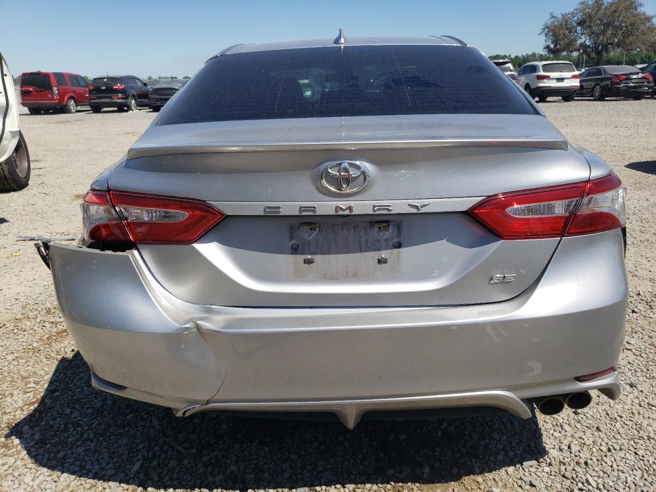 2020 TOYOTA CAMRY SE - Image 6