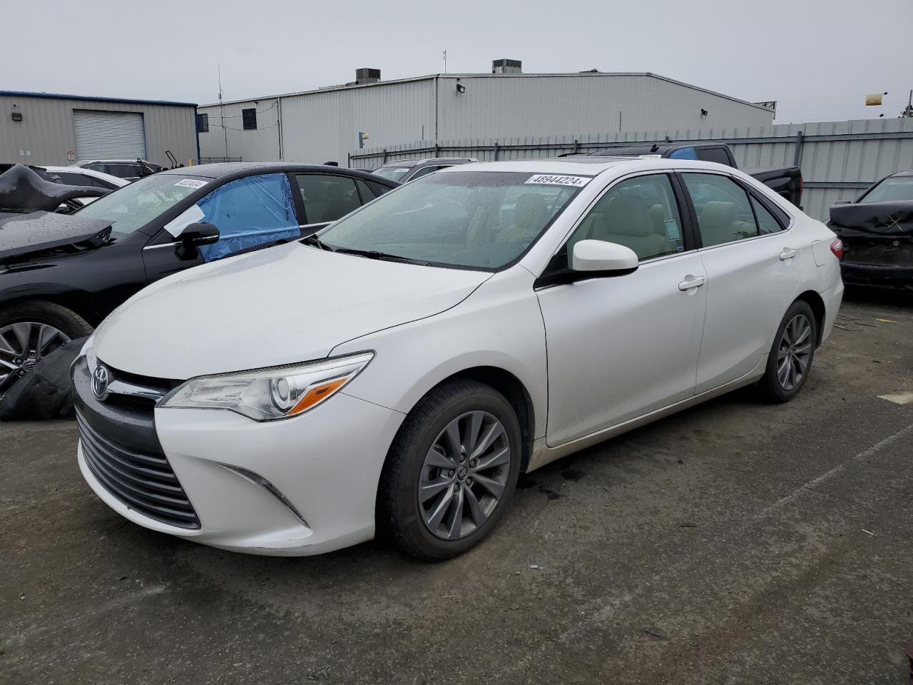 2016 TOYOTA CAMRY LE