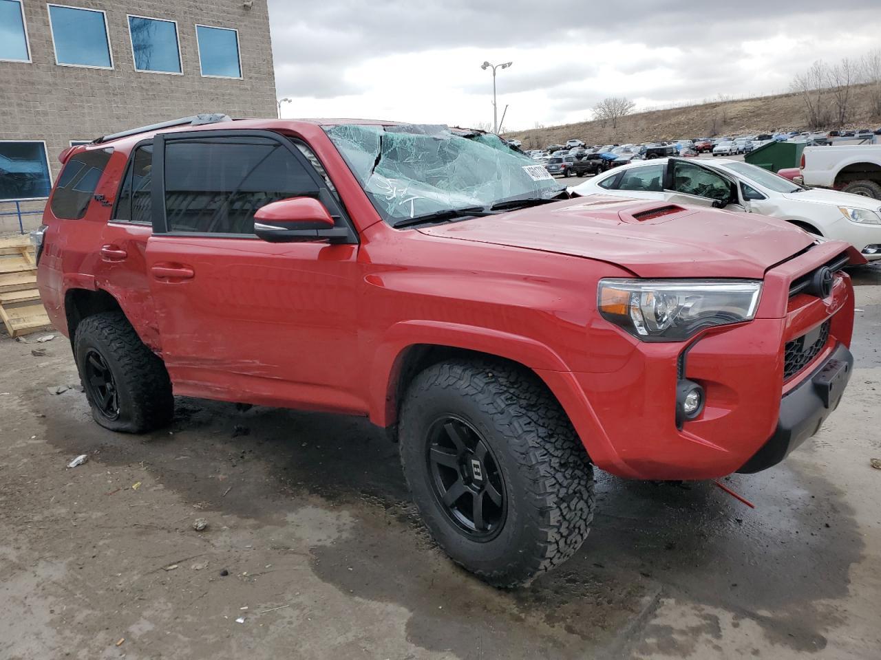 2022 TOYOTA 4RUNNER SR - Image 4