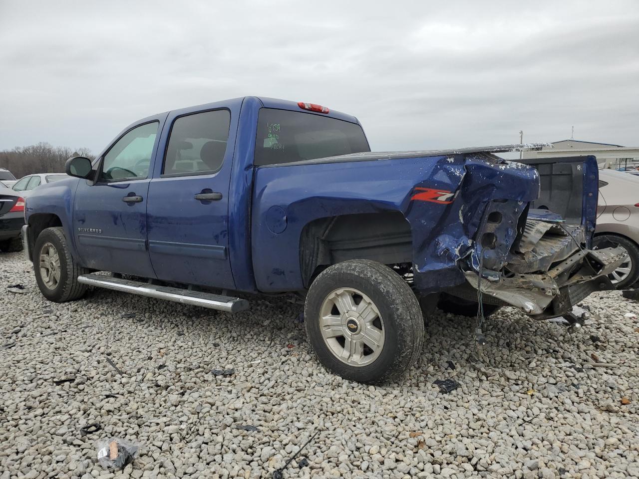 2013 CHEVROLET SILVERADO - Image 2