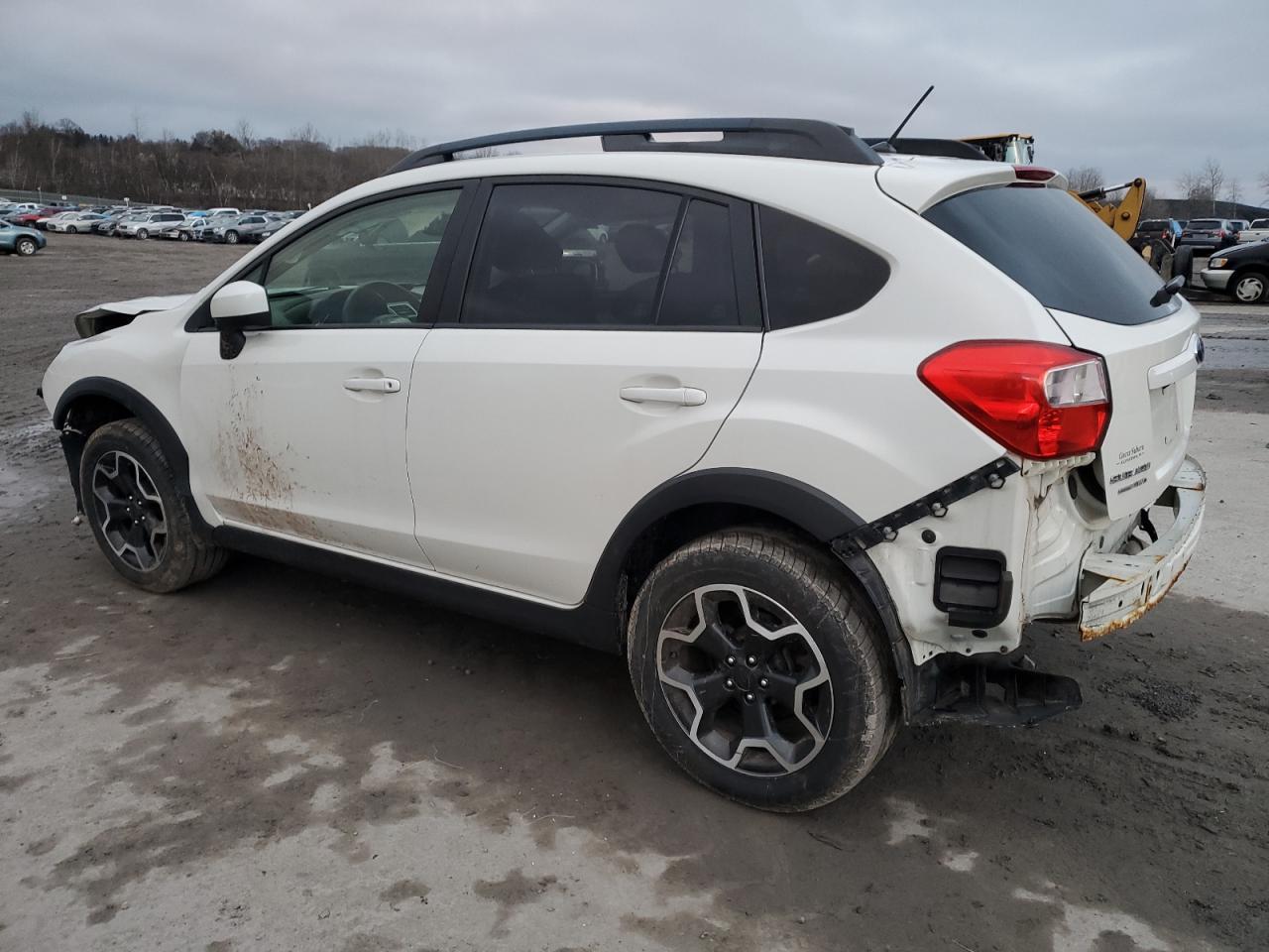 2015 SUBARU XV CROSSTR - Image 2