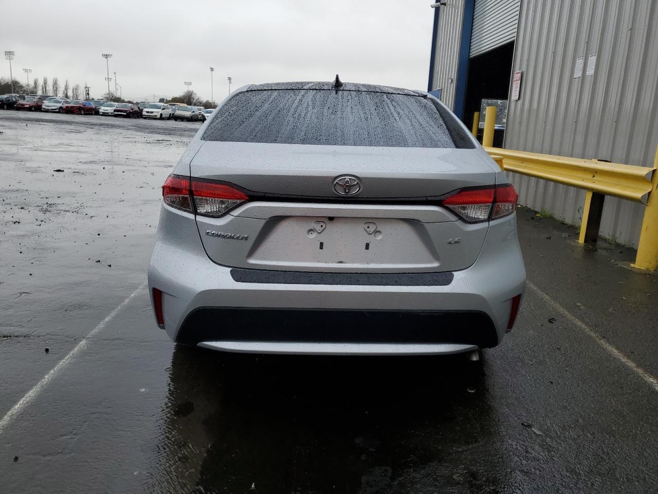 2020 TOYOTA COROLLA LE - Фото 6
