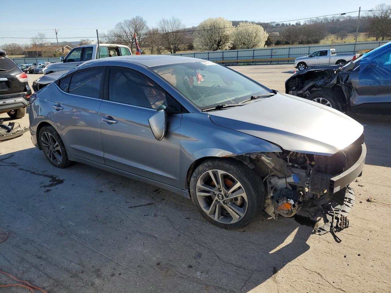 2017 HYUNDAI ELANTRA SE - Фото 4