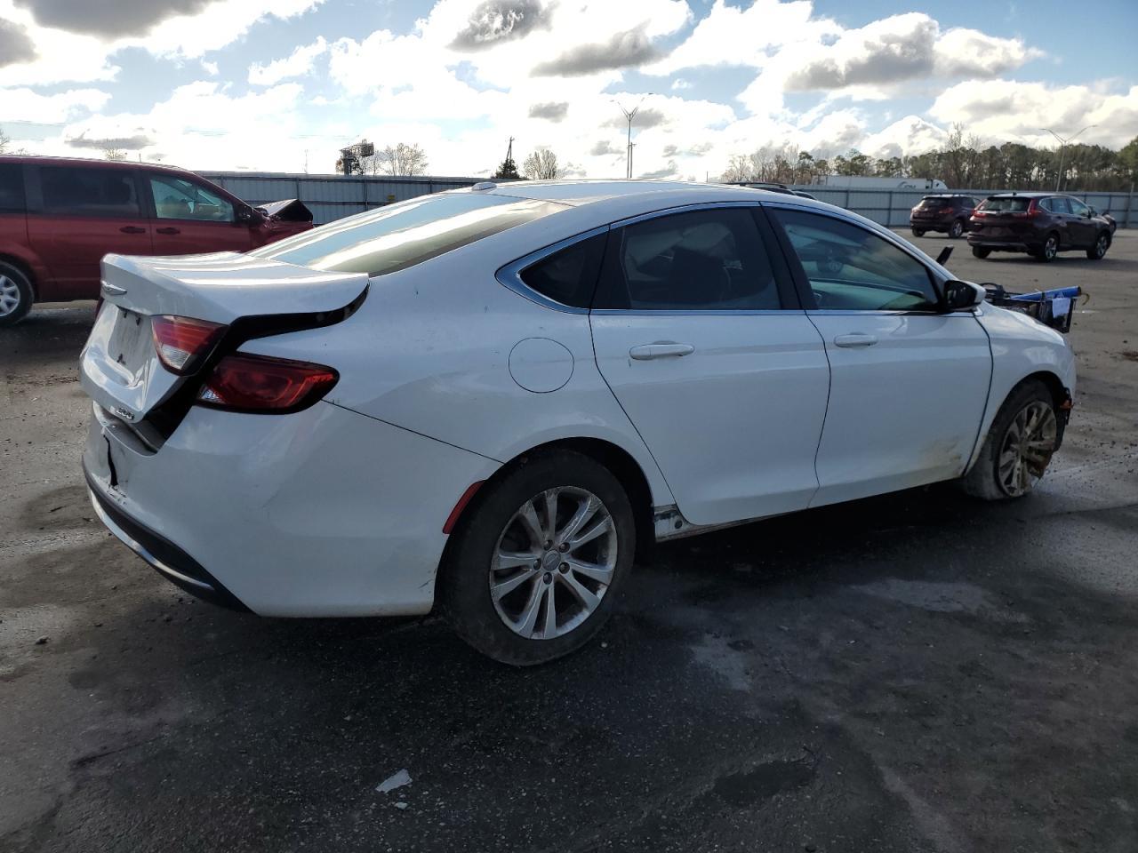 2015 CHRYSLER 200 LIMITE - Image 3