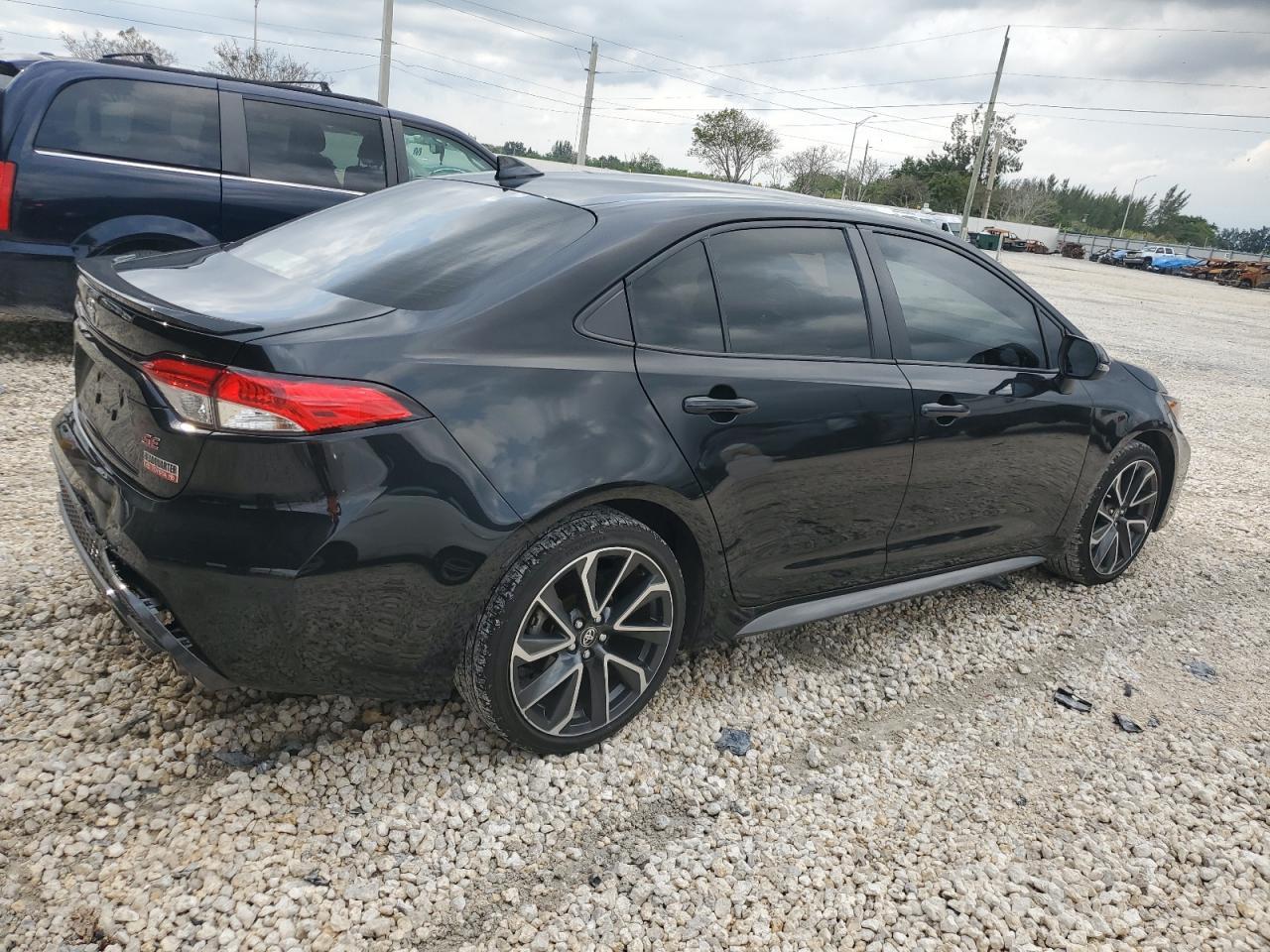 2022 TOYOTA COROLLA SE - Image 3
