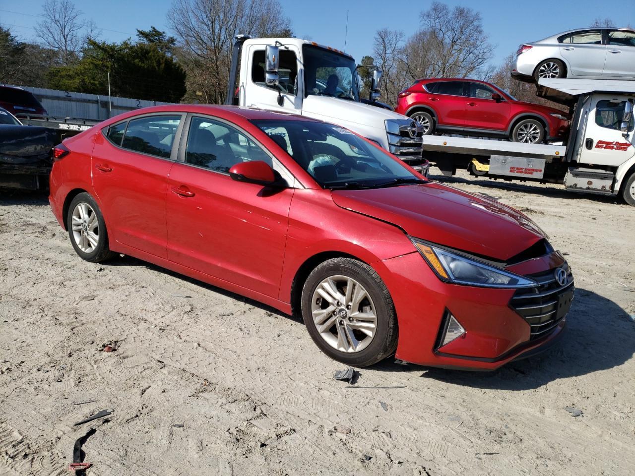 2019 HYUNDAI ELANTRA SE - Фото 4