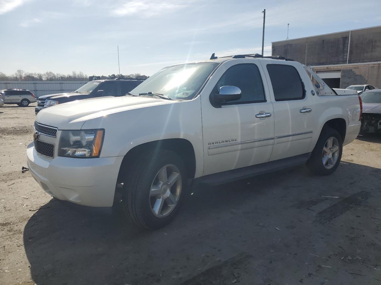 2013 CHEVROLET AVALANCHE