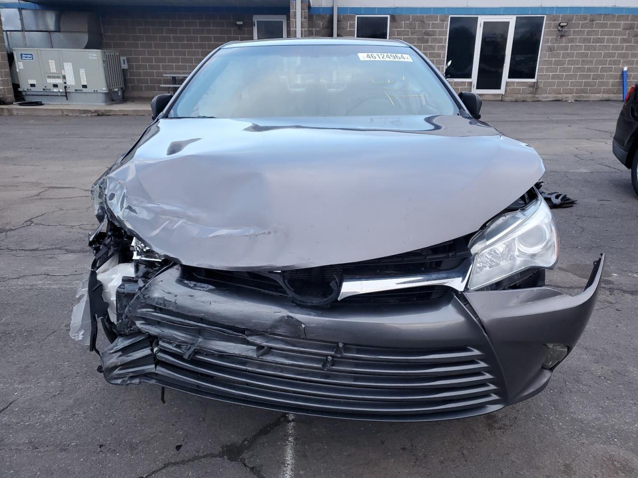 2015 TOYOTA CAMRY LE - Фото 5