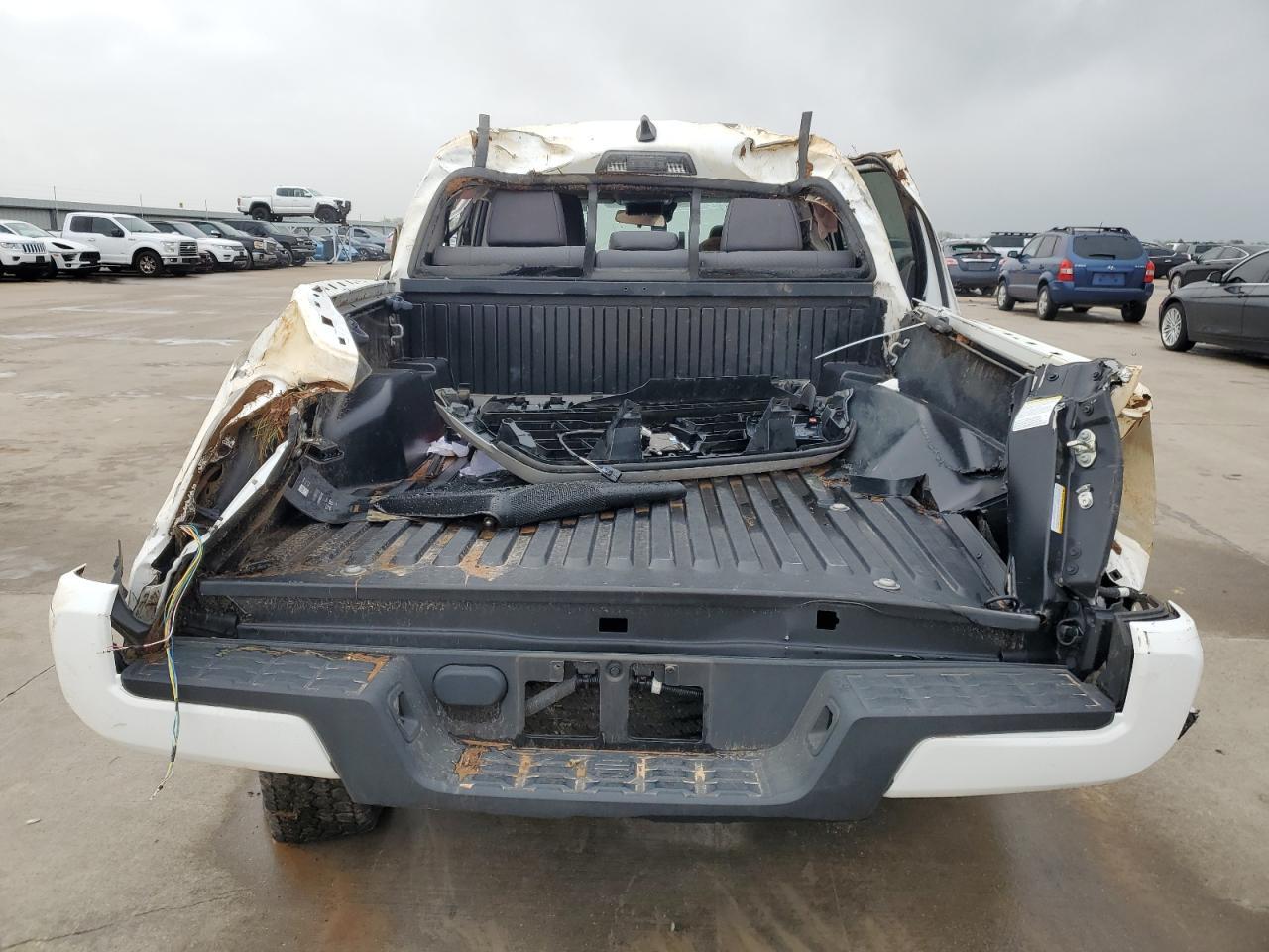 2020 TOYOTA TACOMA DOU - Image 6