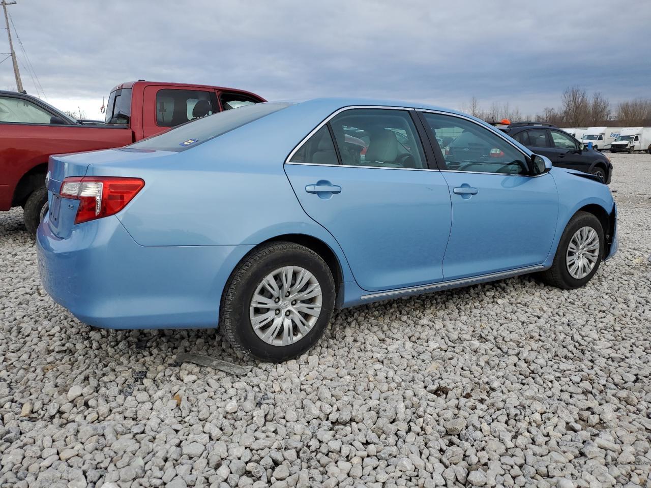2012 TOYOTA CAMRY BASE - Фото 3