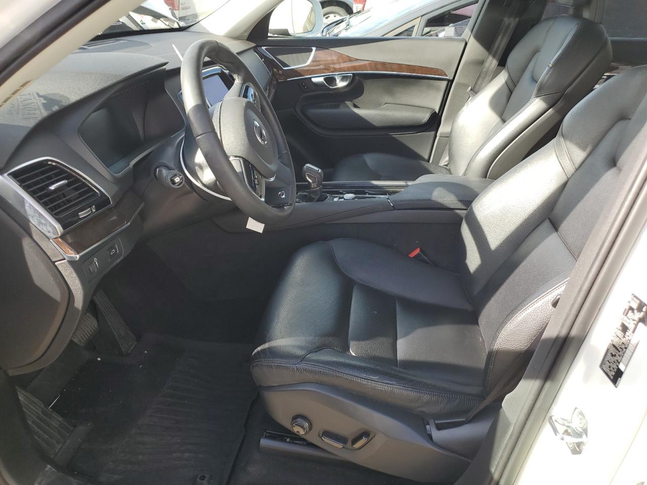2016 VOLVO XC90 T5 - Фото 7
