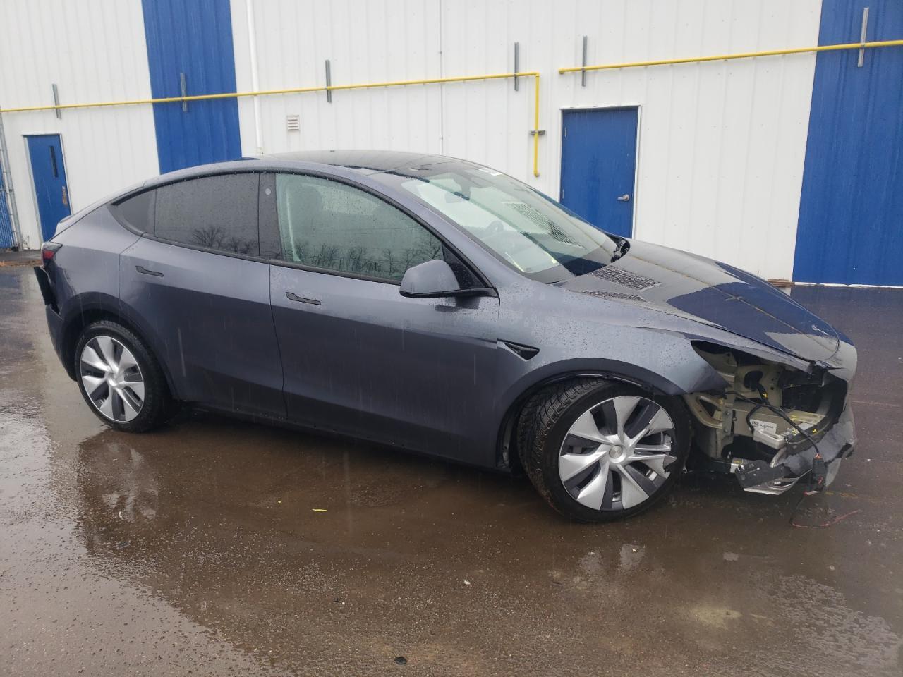 2023 TESLA MODEL Y - Image 4