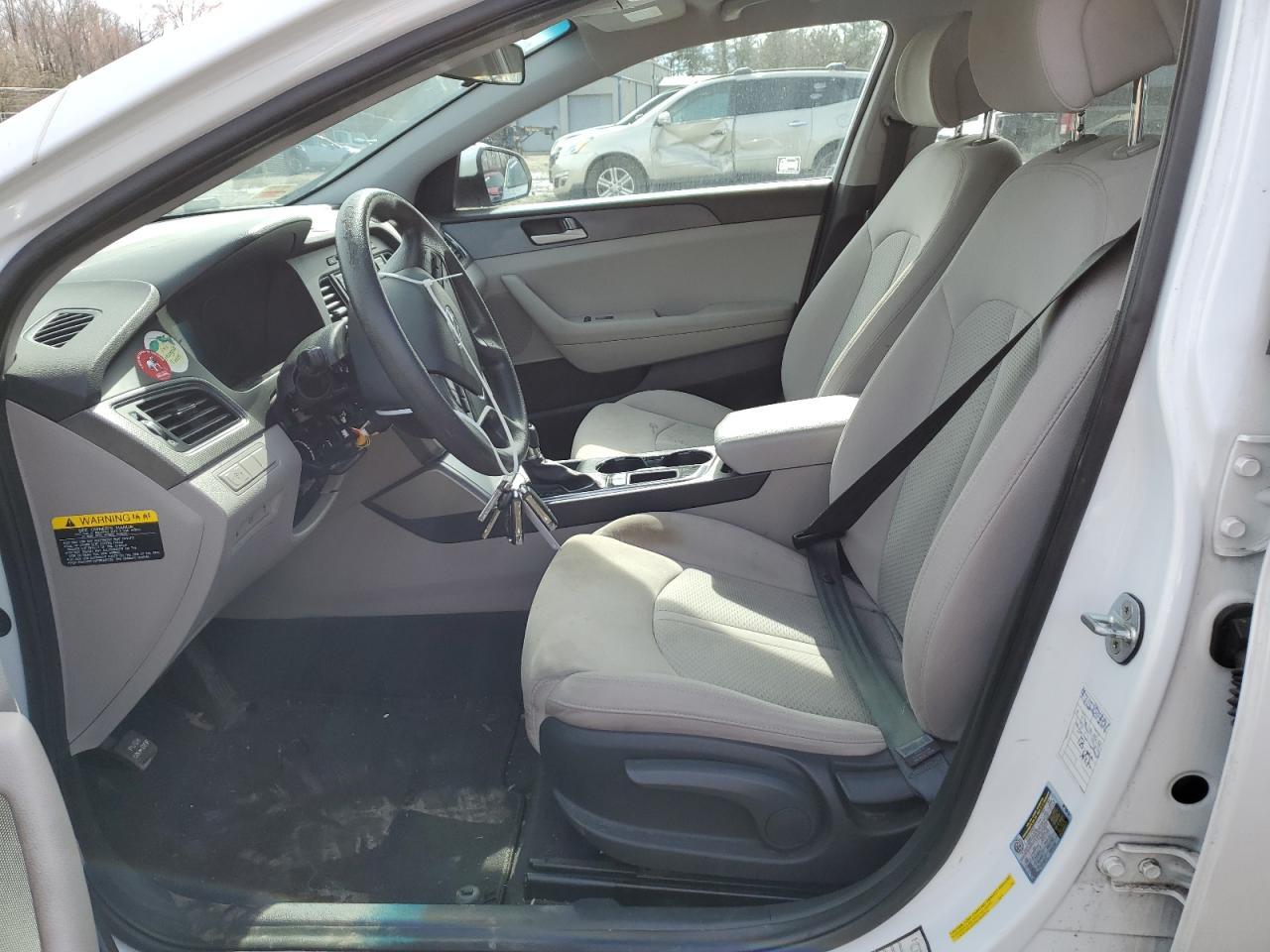 2017 HYUNDAI SONATA SE - Фото 7